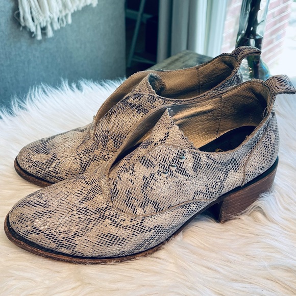 Freebird by Steven Python Gray Sadie Oxfords - Picture 3 of 15